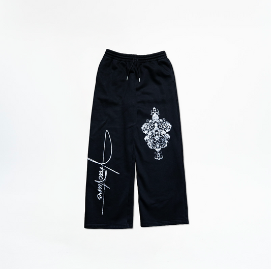 CREST SWEATS - JET BLACK