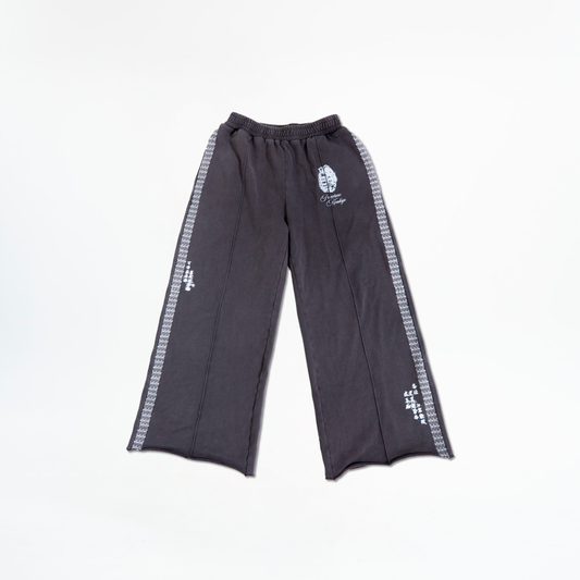 THOUSAND CUTS SWEATS - SMOKE GRAY