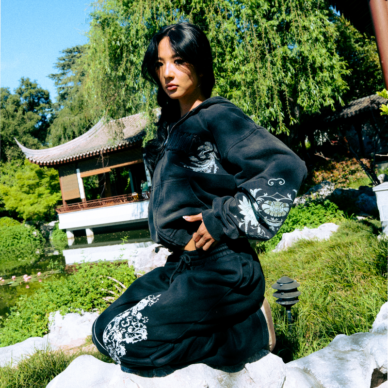 DISTRESSED LACQUER ZIPUP