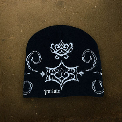 AINU SKULL BEANIE - SILVER