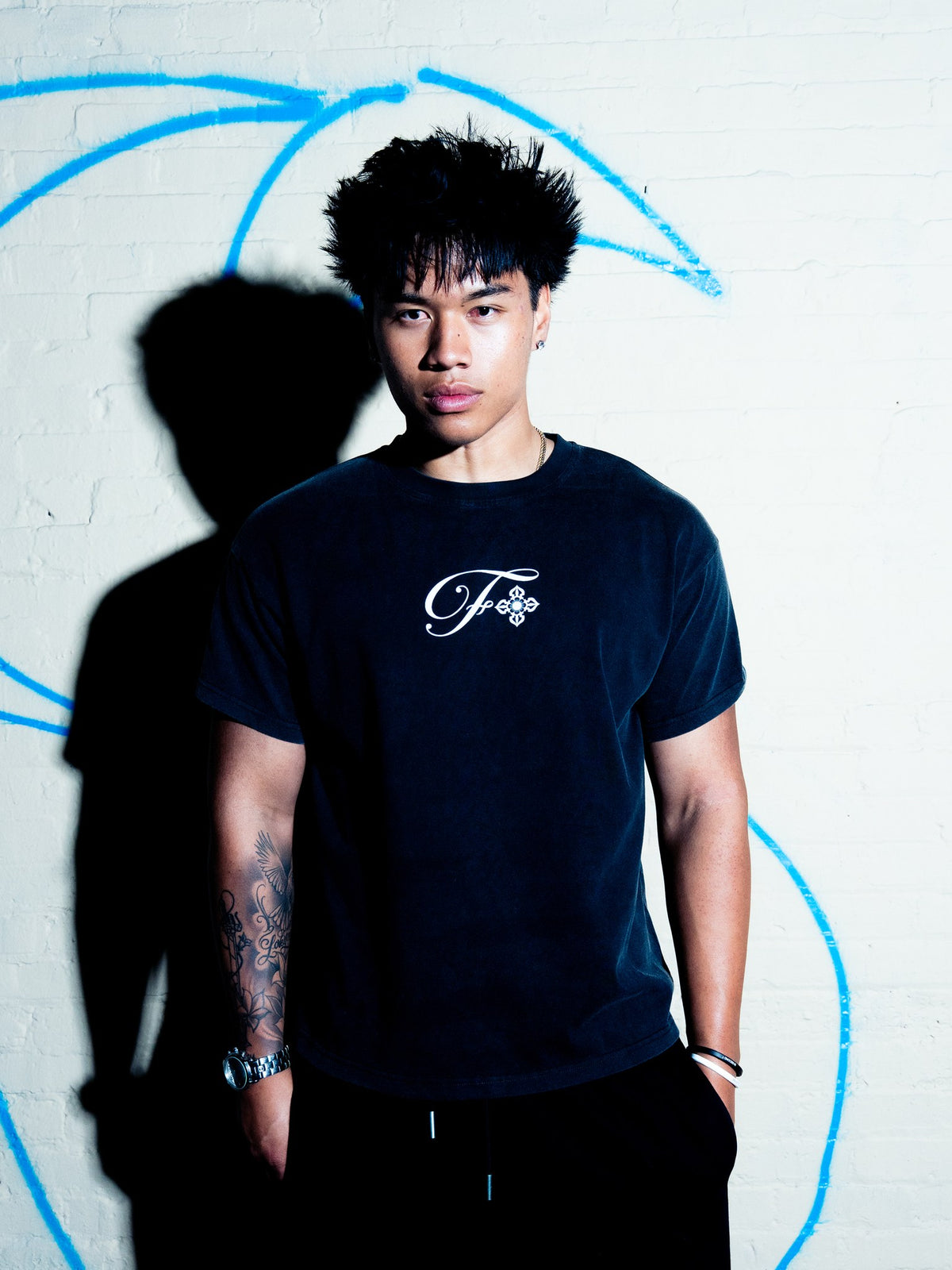PEARL MURAL TEE