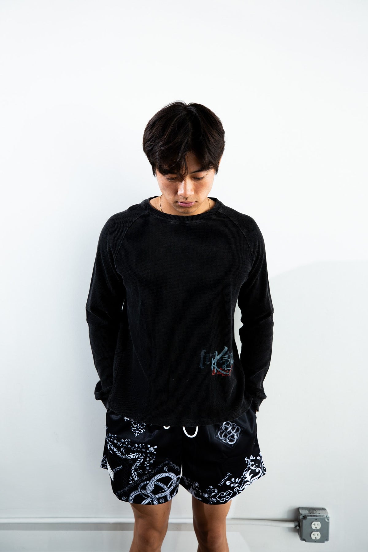 YOTS - BLACK